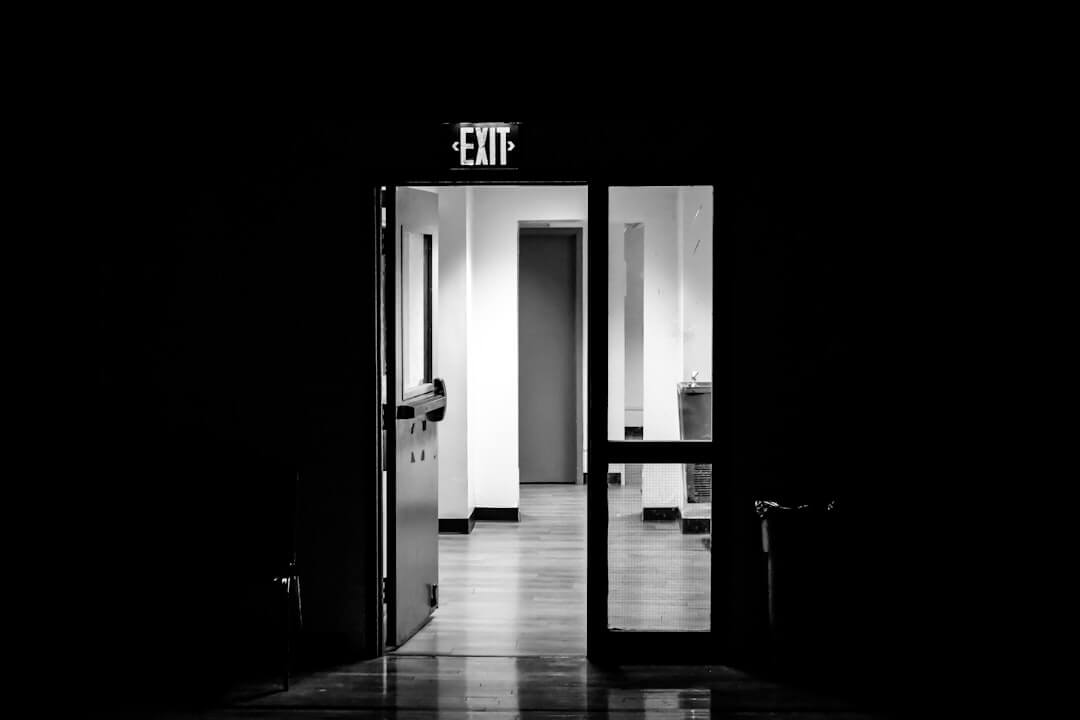 Mehr über den Artikel erfahren Mit KI die perfekte Balance zwischen Effizienz und Empathie finden