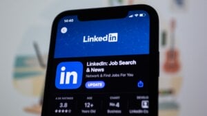 Mehr über den Artikel erfahren LinkedIn Marketing auf Autopilot: Mehr Relevanz bei weniger Zeitaufwand